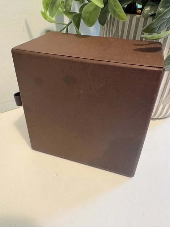Louis Vuitton Empty Box - Picture 3 of 4